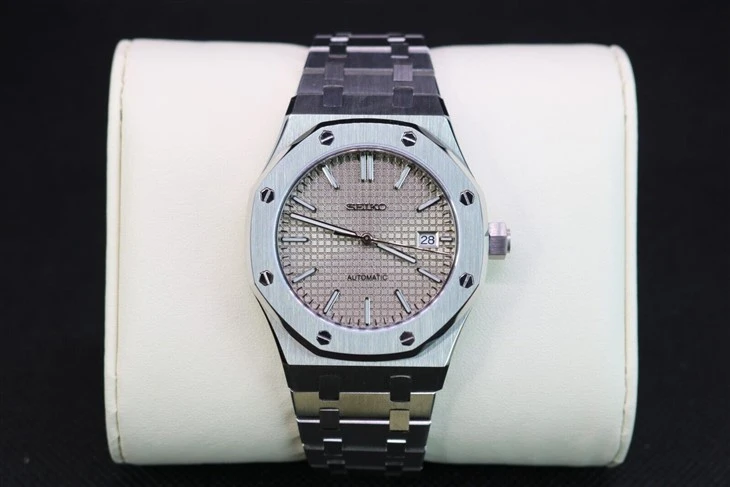 Ap Mod SEIKO MOD 42MM AUTOMATICO